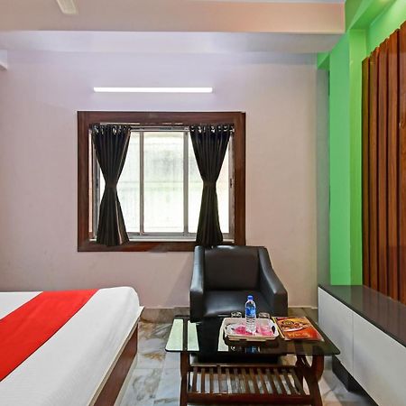 Hotel O Royal Plaza Calcutta Buitenkant foto