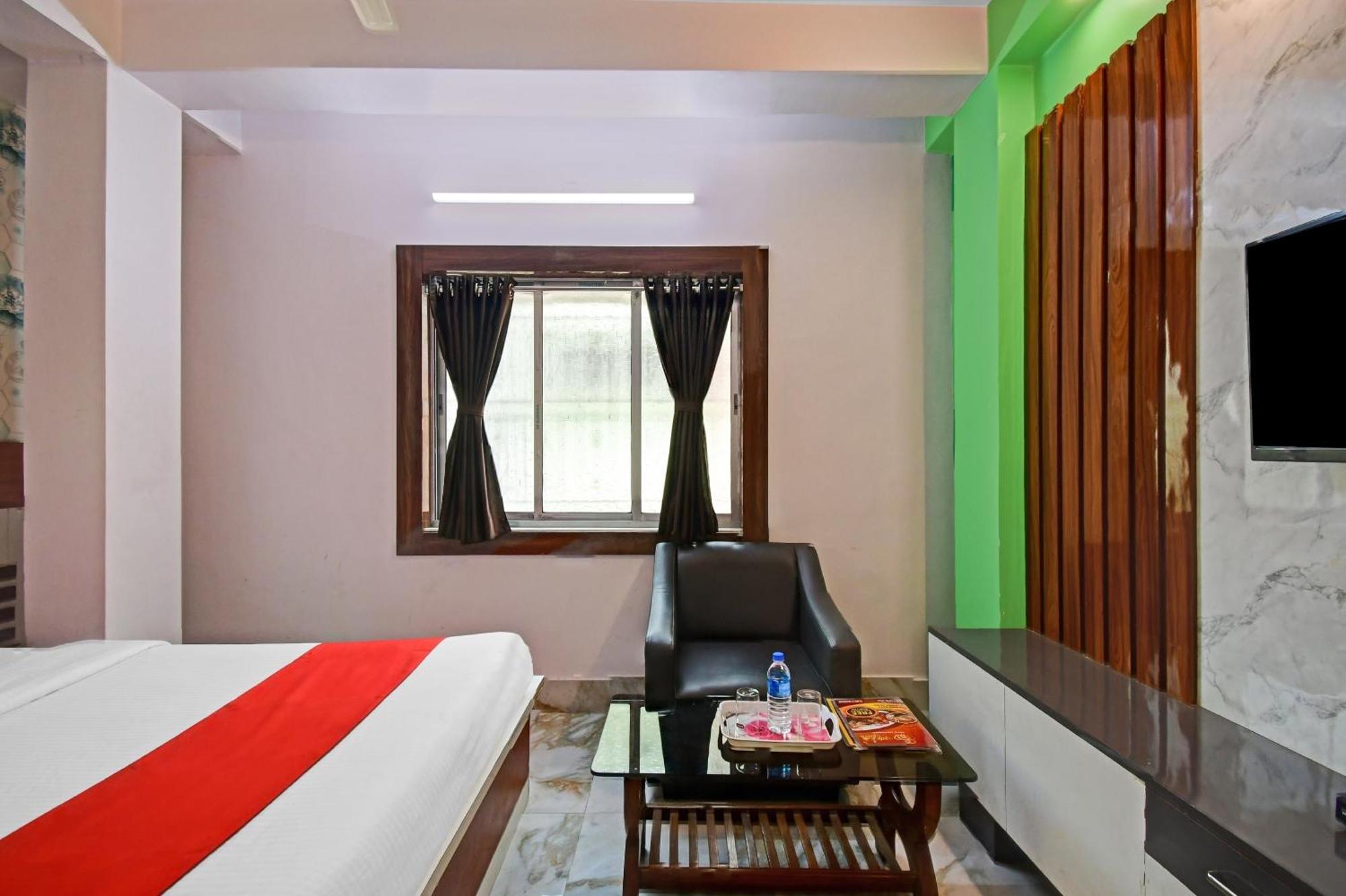 Hotel O Royal Plaza Calcutta Buitenkant foto